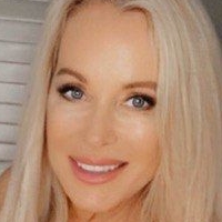 Ellehotmom Nahé