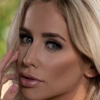 Ellie Paige Nahé