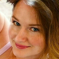 ellierenee Nahé