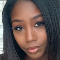 ellietheempressfree Nahé