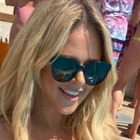 Emily Atack Nahé