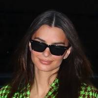 Emily Ratajkowski Nahé