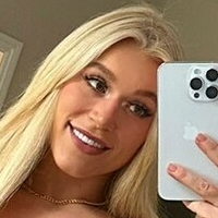 Emilybrookeuk Nahé