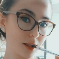 emilyhillfree Nahé