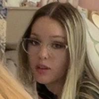 emma_emberr Nahé