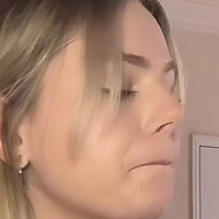 Emspensiveemily Nahé