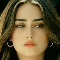 Esra Bilgic Nahé