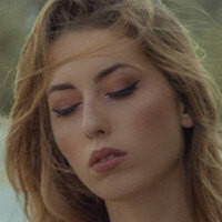 Eva Menta Nahé