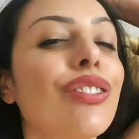 Ezada Sinn / ezada Nahé