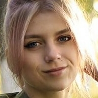 Fox Yuliya Nahé