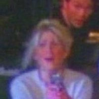 Gretchen Akers Nahé