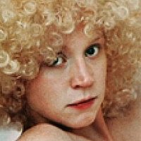 Gwendoline Christie Nahé
