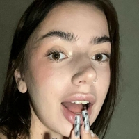 hollidolly Nahé