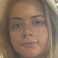 Jasmine Douds Nahé
