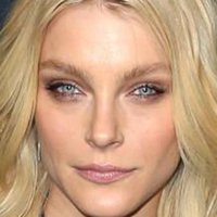 Jessica Stam Nahé