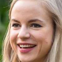Julia Engelmann Nahé