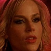 Julie Benz Nahé