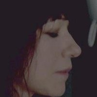 Julienne Hanzelka Kim Nahé