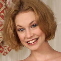 Justine Joli/Hope Nahé