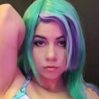 K4rlin Cosplay Nahé