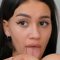 karollovea Nahé