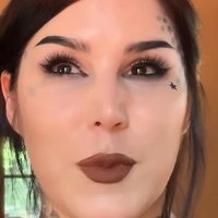 Kat Von D Nahé