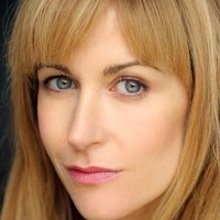 Katherine Kelly Nahé