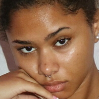 katieswrdvip Nahé