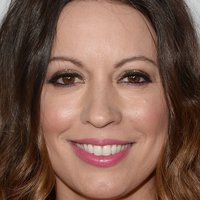 Kay Cannon Nahé