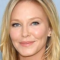 Kelli Giddish Nahé