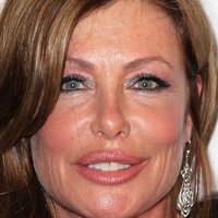 Kelly LeBrock Nahé