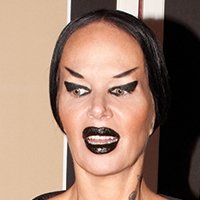 Kembra Pfahler Nahé