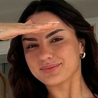 Krissy Cela Nahé