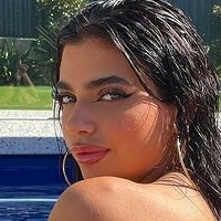 krissybertone Nahé