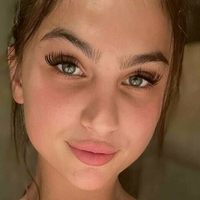 kristie7 Nahé