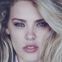 Kristy Garett Nahé