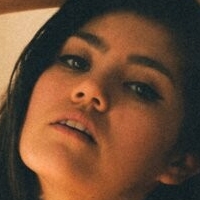 Kyra Elton Nahé