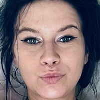 ladywhit Nahé
