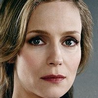 Laura Regan Nahé