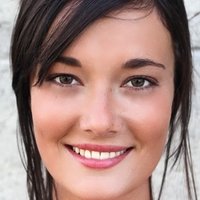 Laura Salvatore Nahé