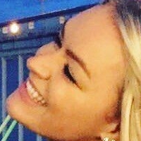 Laura Woods Nahé