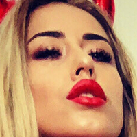 laurabae_ Nahé