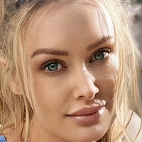 lauraluxfree Nahé