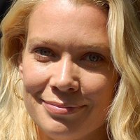 Laurie Holden Nahé