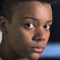 Leah Harvey Nahé