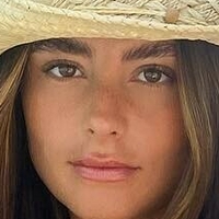 Leah Taylor Nahé