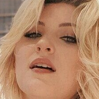 Lexie Grace Love Nahé