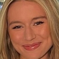 Lia Lewis Nahé