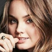 Liana Liberato Nahé
