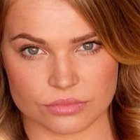 Lily Berlina Nahé